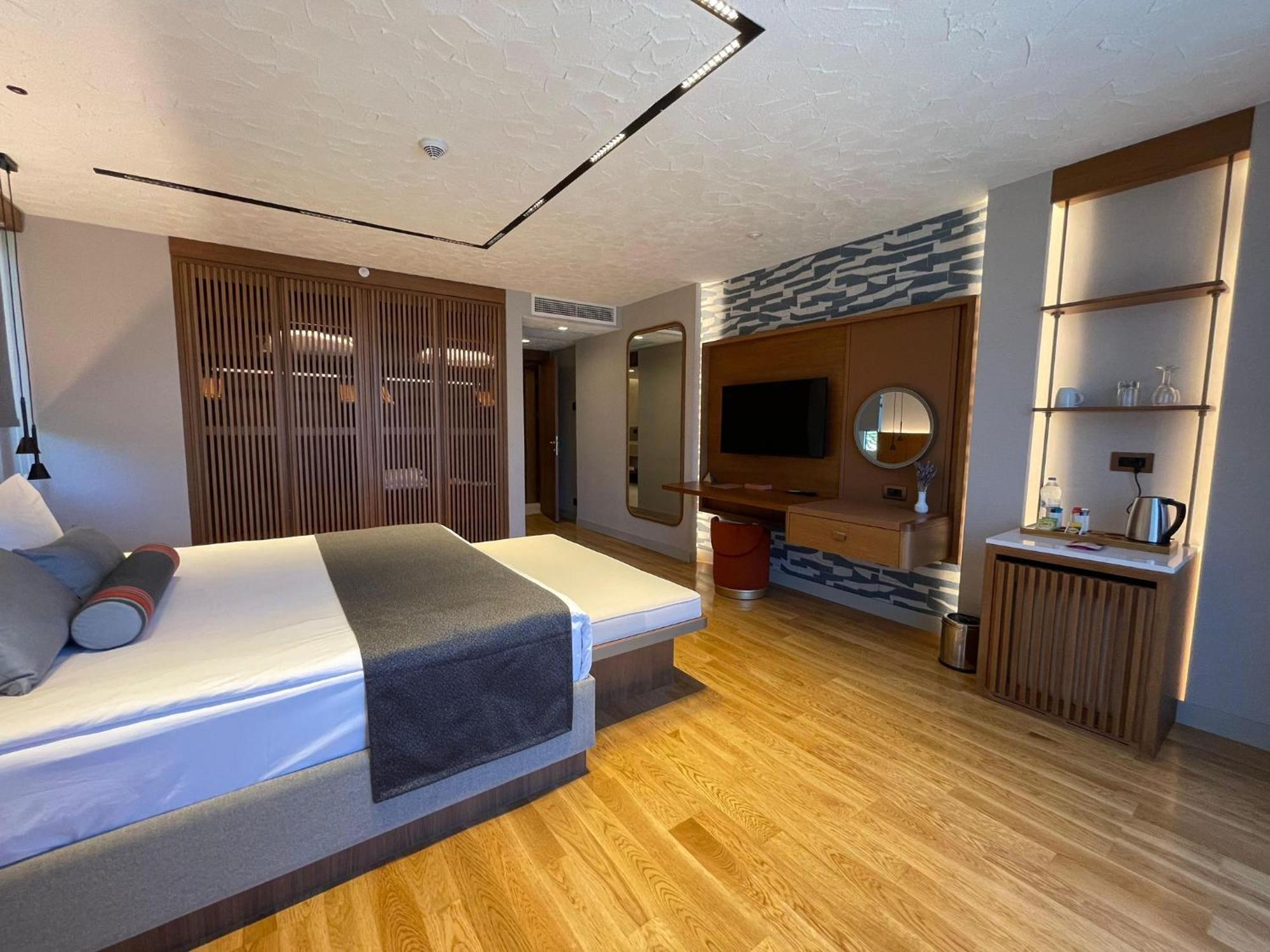 Liberty Lykia Hotel Oludeniz Exterior foto
